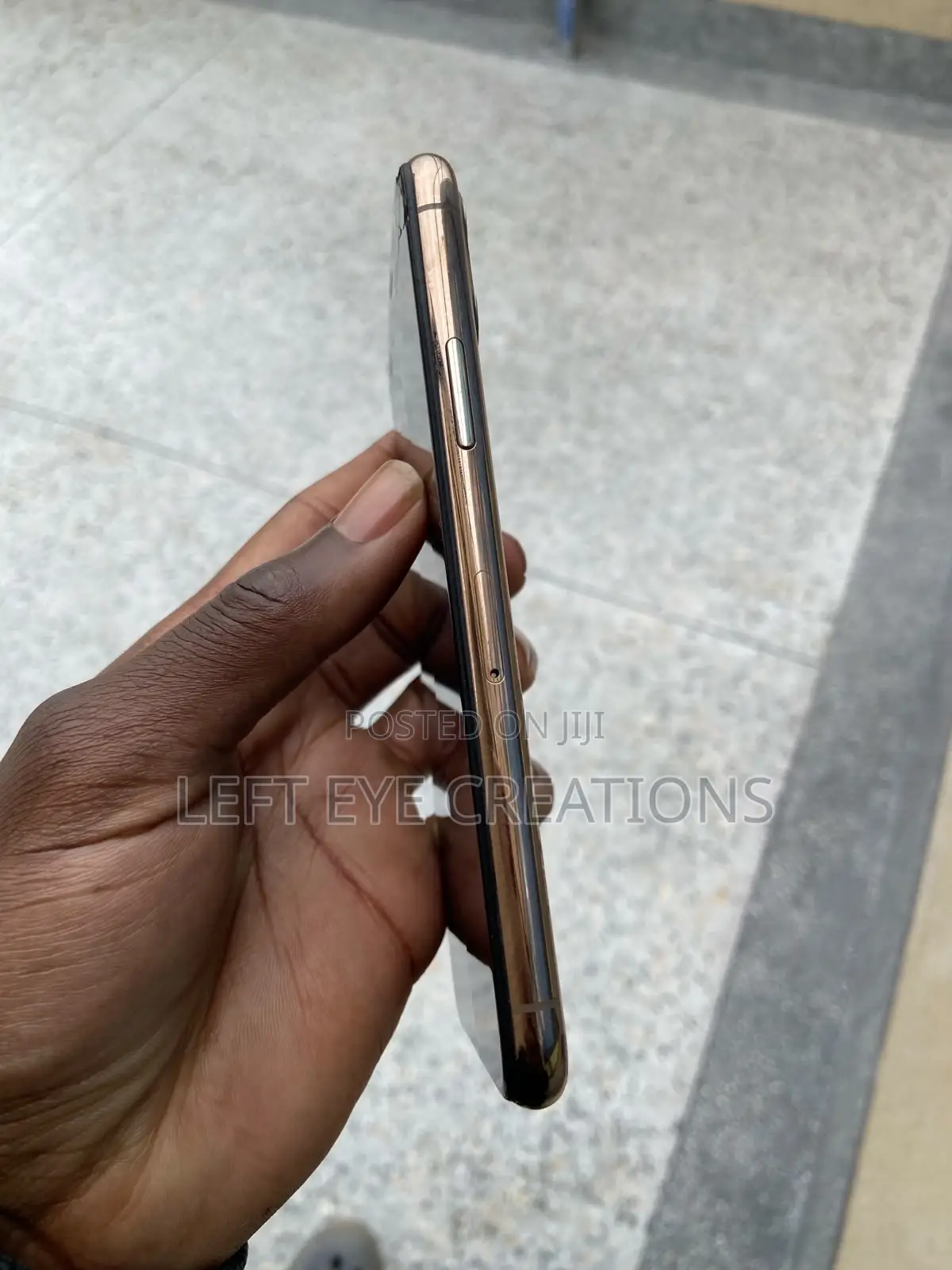 Apple iPhone 11 Pro 64 GB Gold