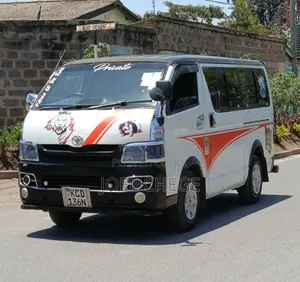 Toyota HiAce 2009 White