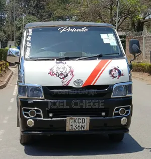 Toyota HiAce 2009 White