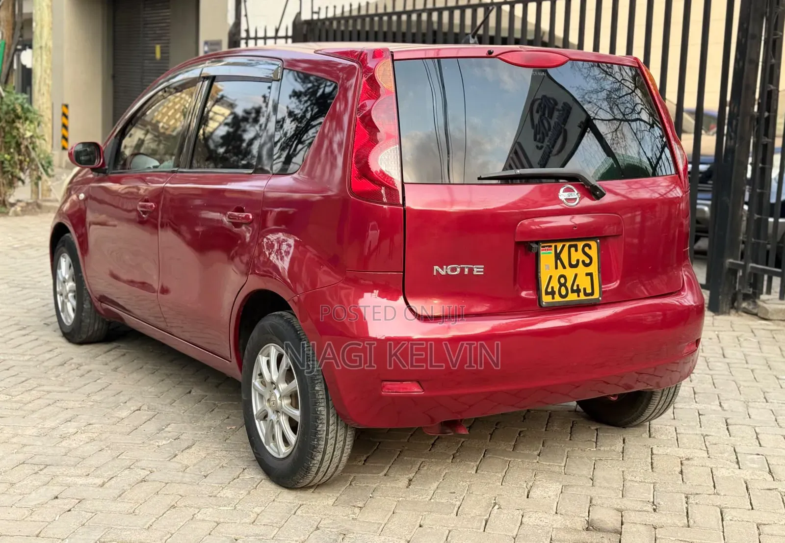 Nissan Note 2012 Red