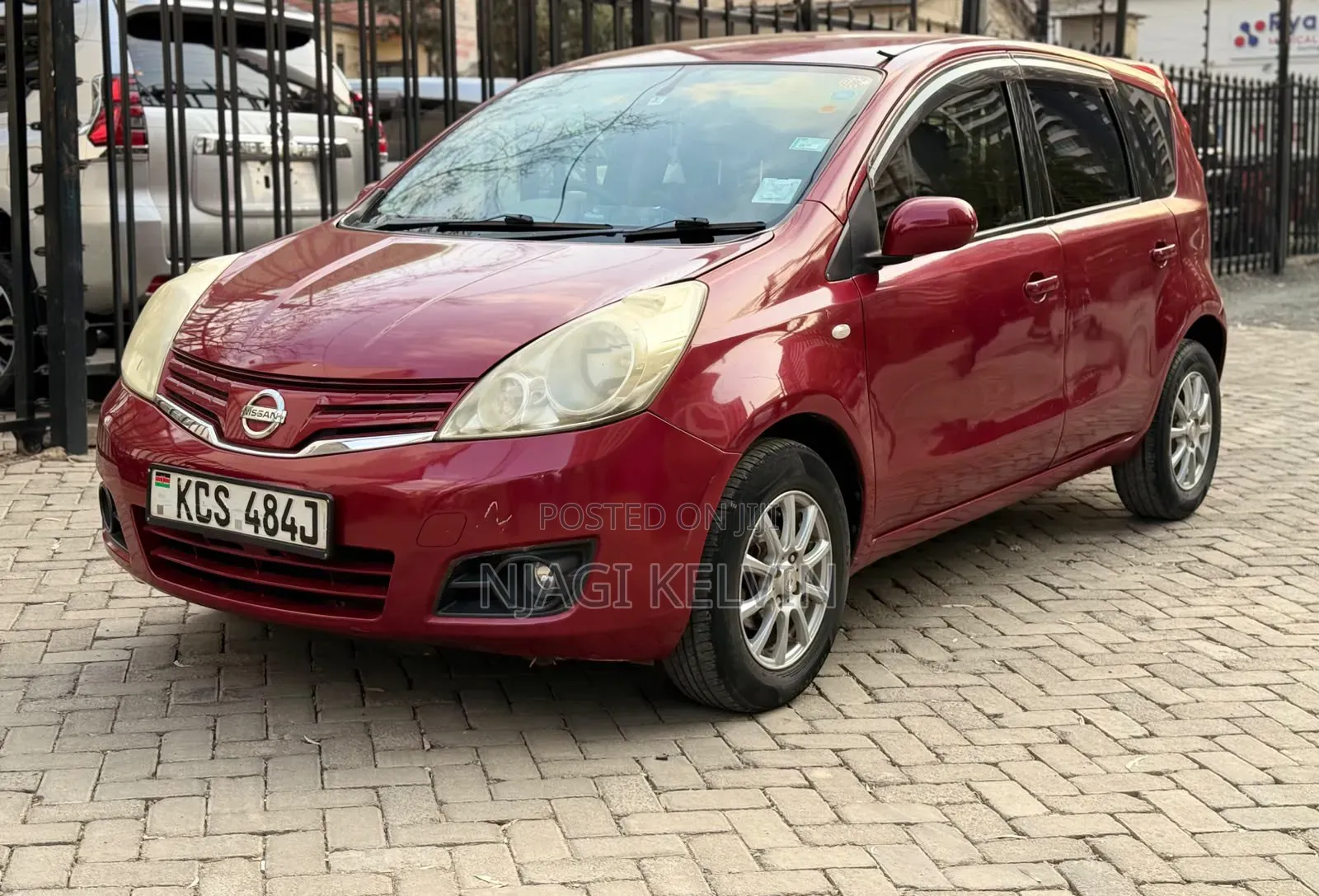 Nissan Note 2012 Red