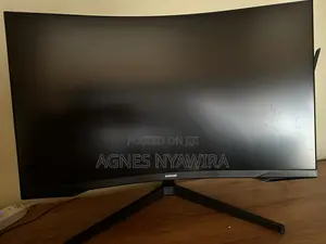 Samsung Monitor 32inch Curved *New*