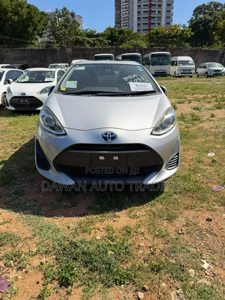 Toyota Aqua 2019 Silver