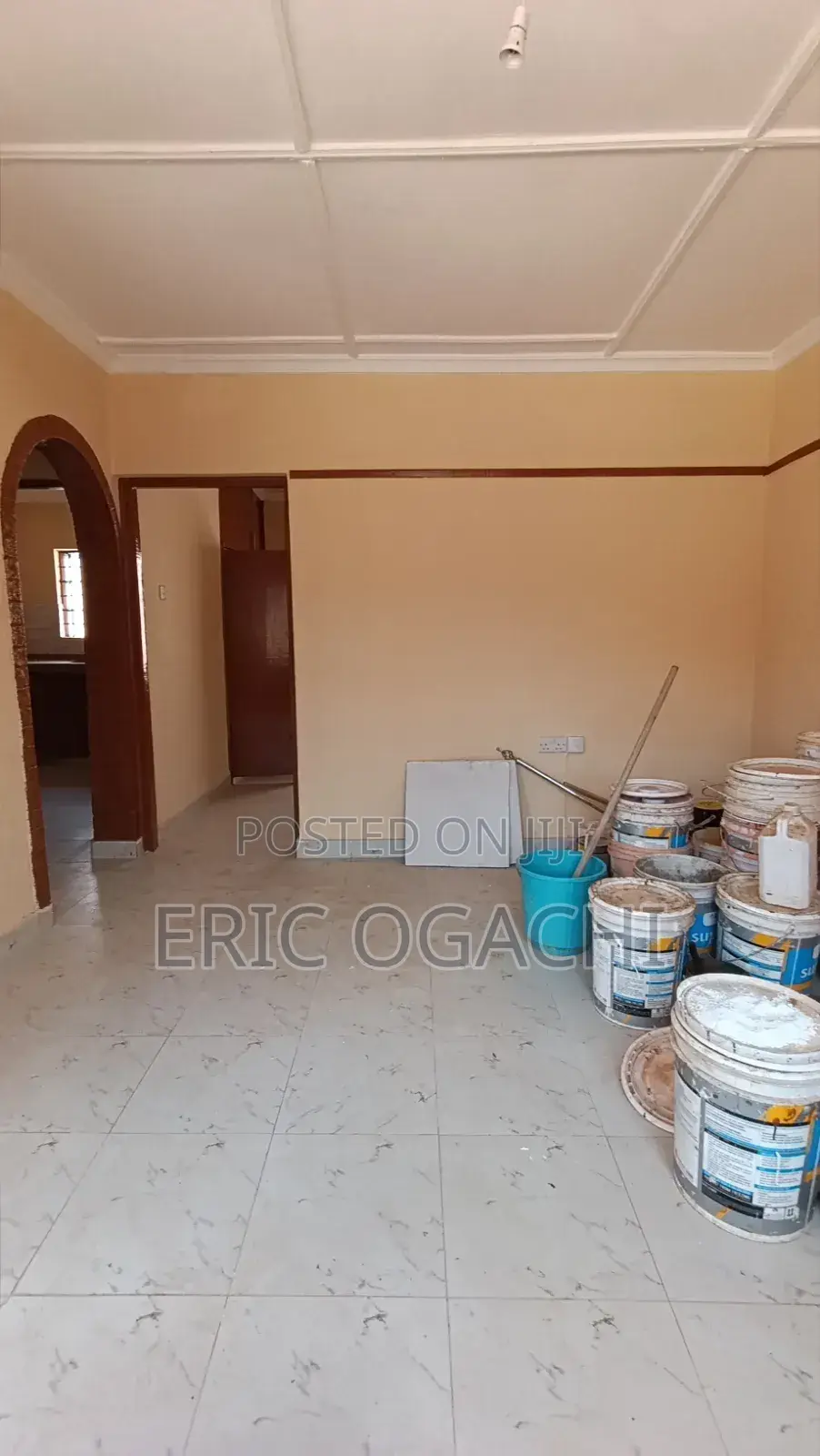 1bdrm Bungalow in 87 Kinoo for rent