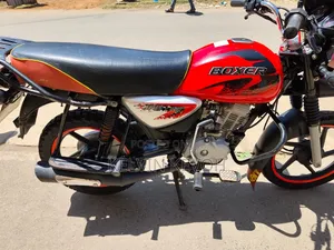 Bajaj Boxer 125 2025 Red