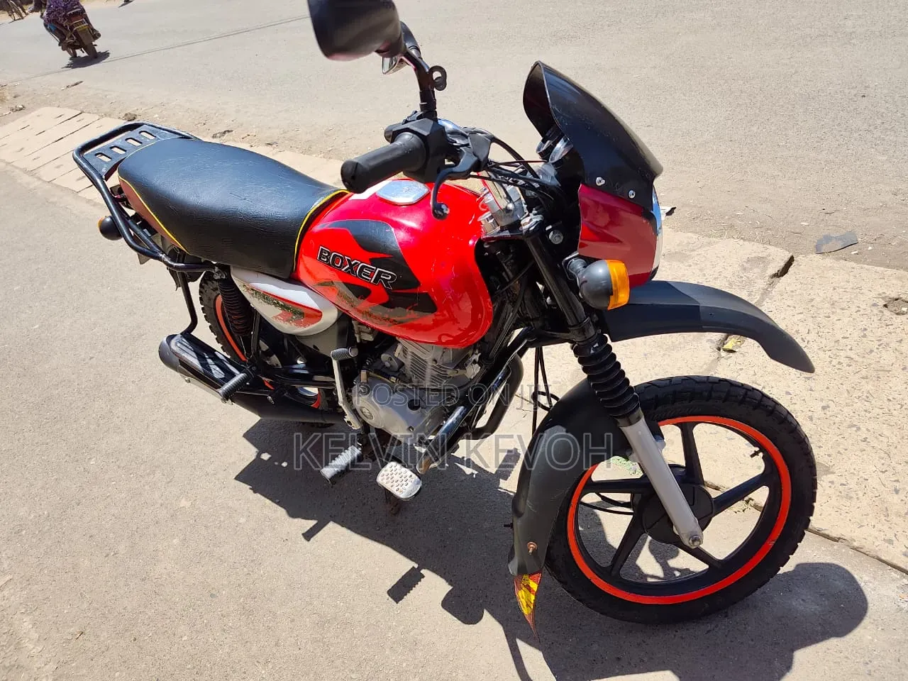 Bajaj Boxer 125 2025 Red