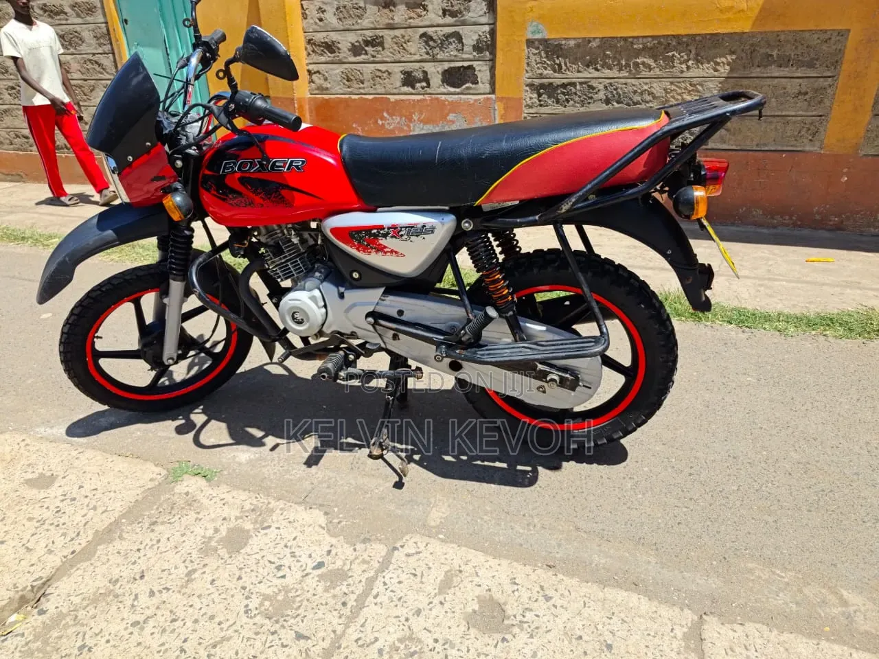 Bajaj Boxer 125 2025 Red
