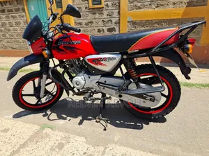 Bajaj Boxer 125 2025 Red