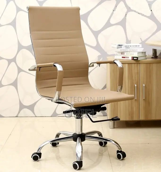 Office Chair : Leather Conference Chair