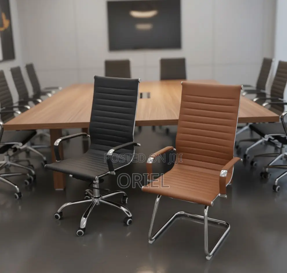 Office Chair : Leather Conference Chair
