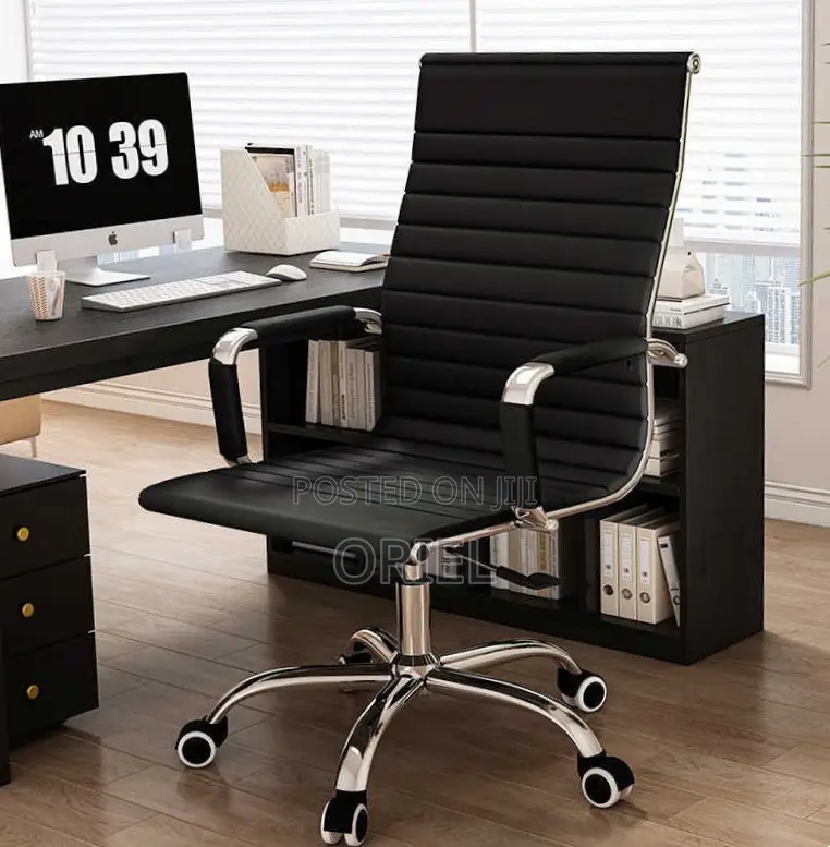 Office Chair : Leather Conference Chair