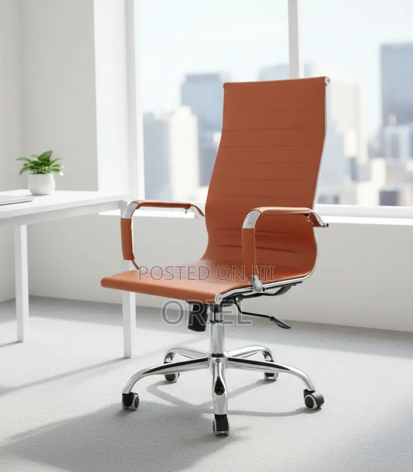 Office Chair : Leather Conference Chair