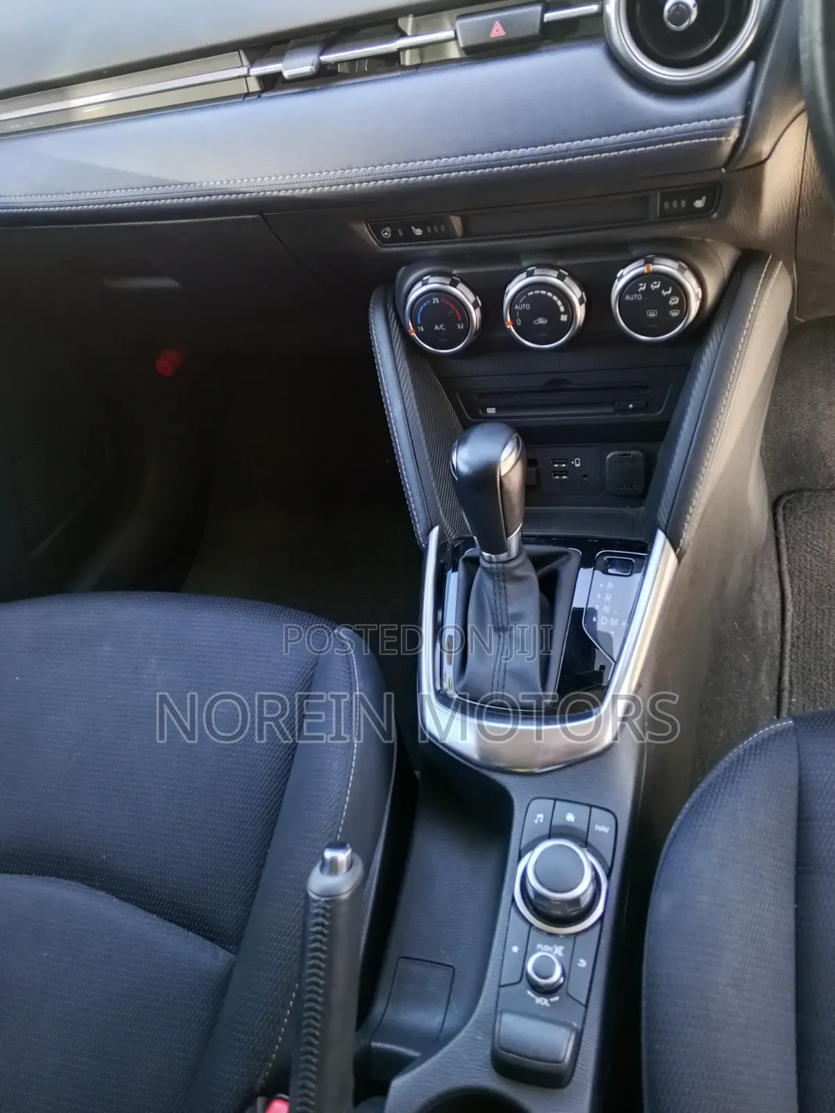 Mazda 2 2019 White