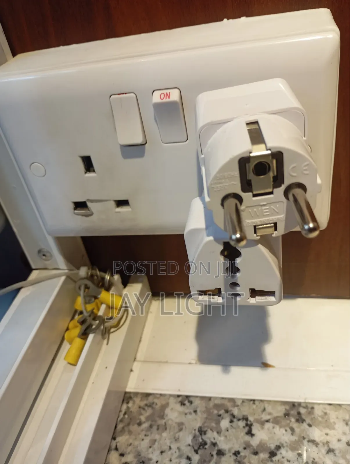 EU Plugs Sockets 250v 10a 2 Pin Plug Travel AC Plug Converter
