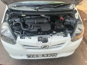 Daihatsu Mira 2013 White
