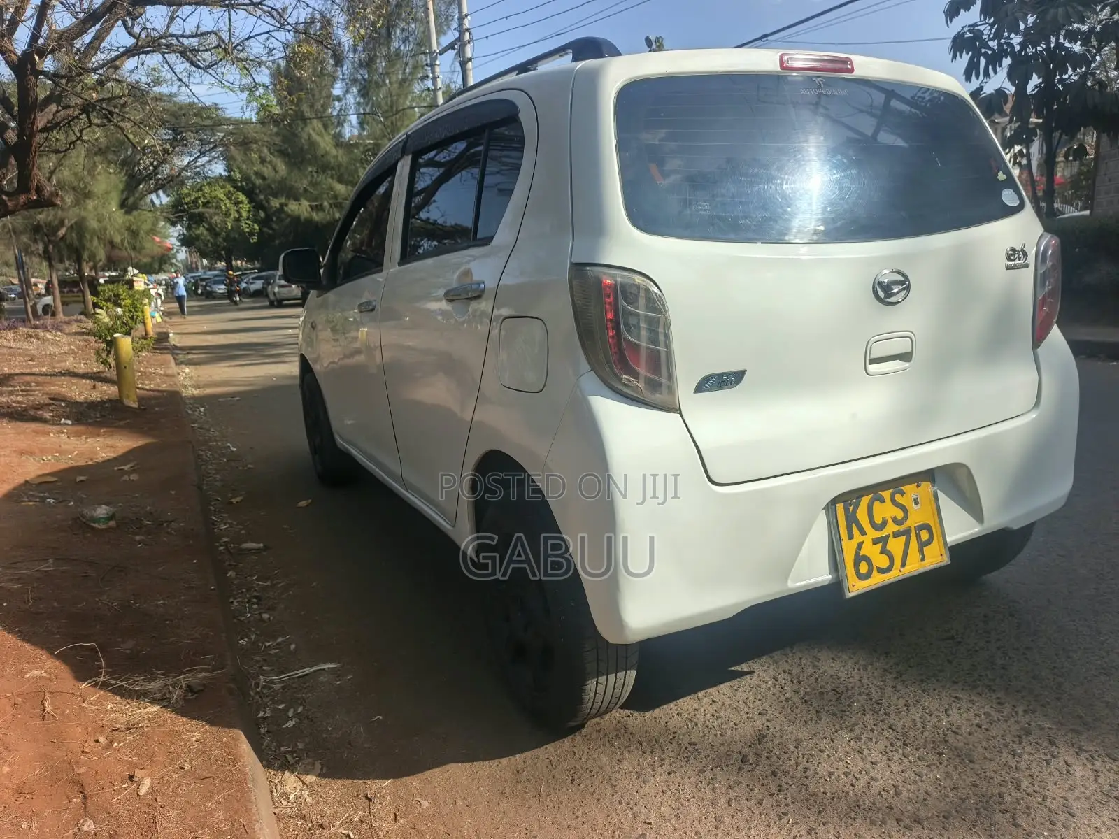 Daihatsu Mira 2013 White