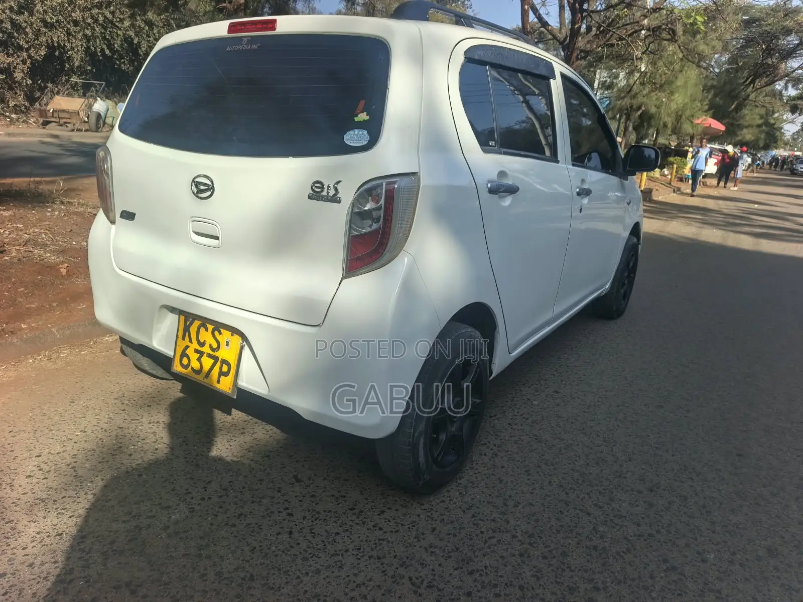 Daihatsu Mira 2013 White