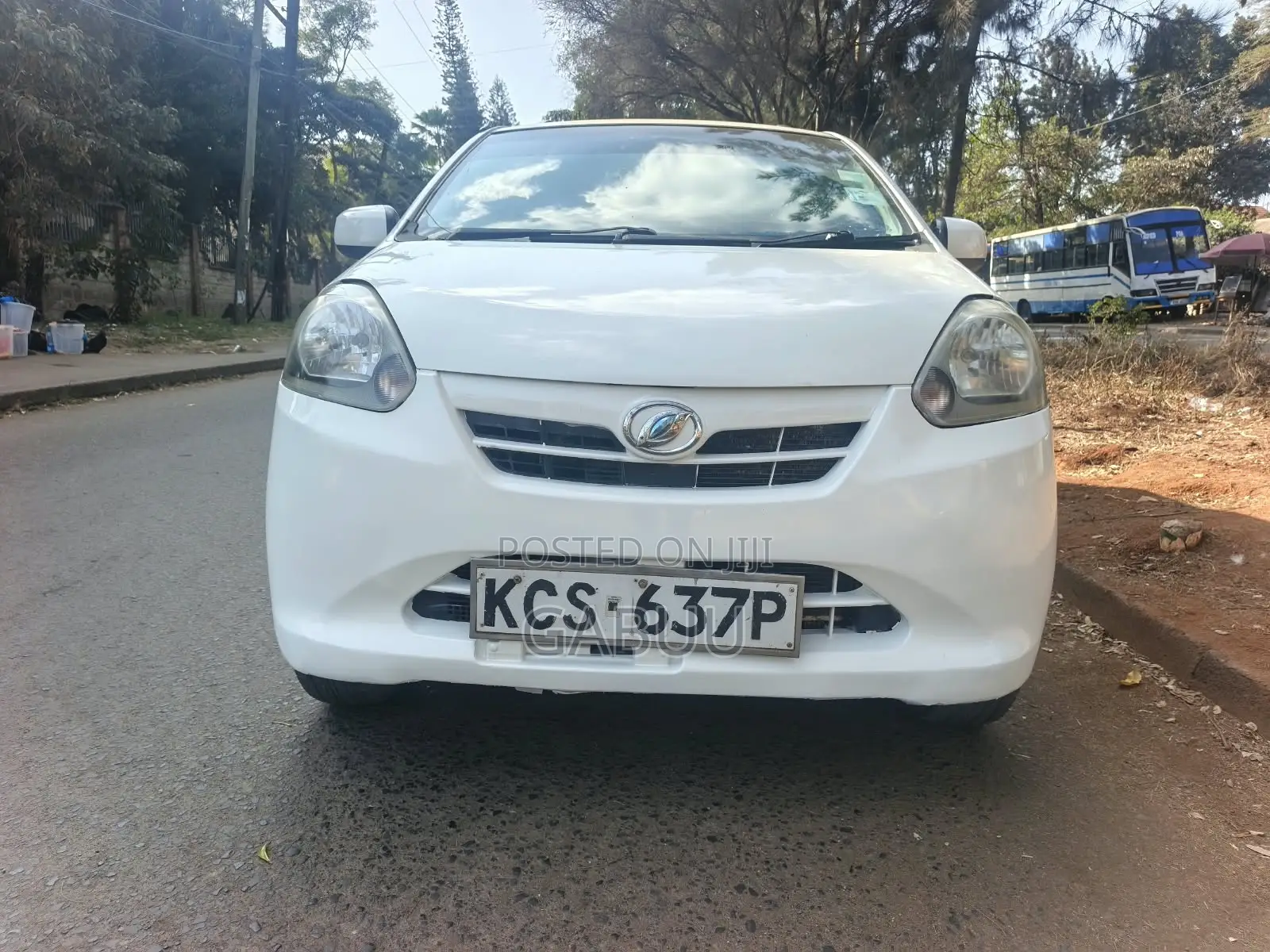 Daihatsu Mira 2013 White