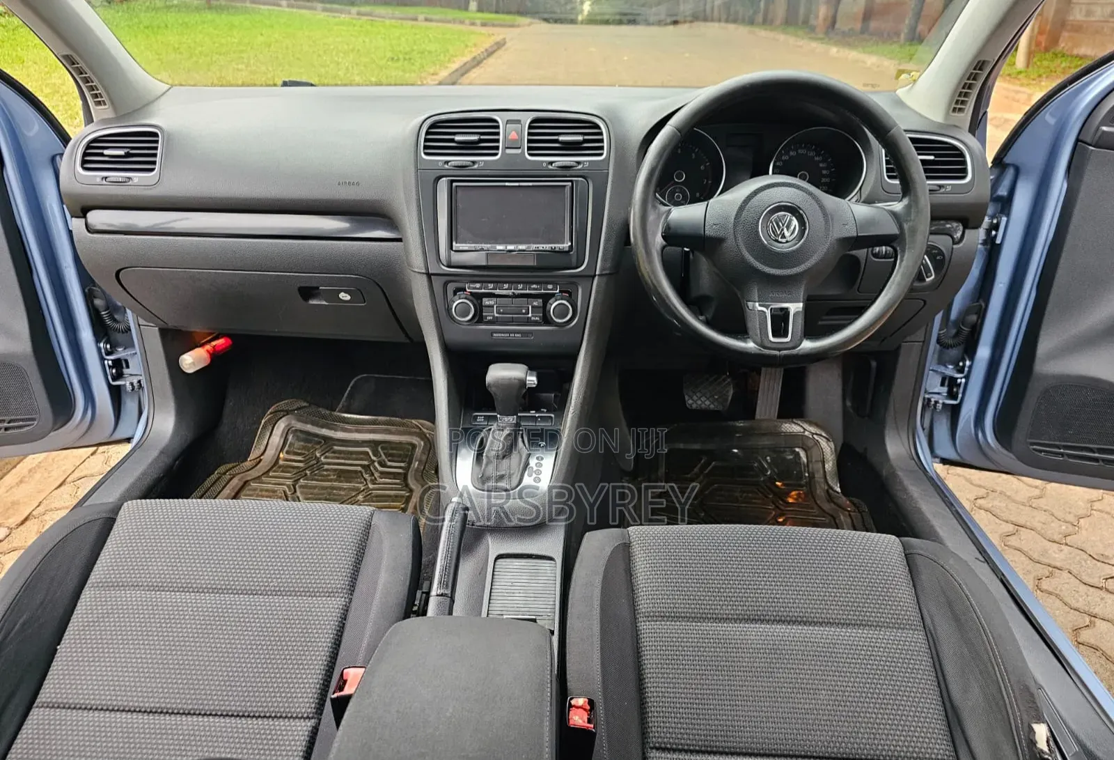 Volkswagen Golf 2010 Blue