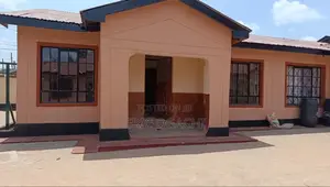 2bdrm Bungalow in 87 Kinoo for rent