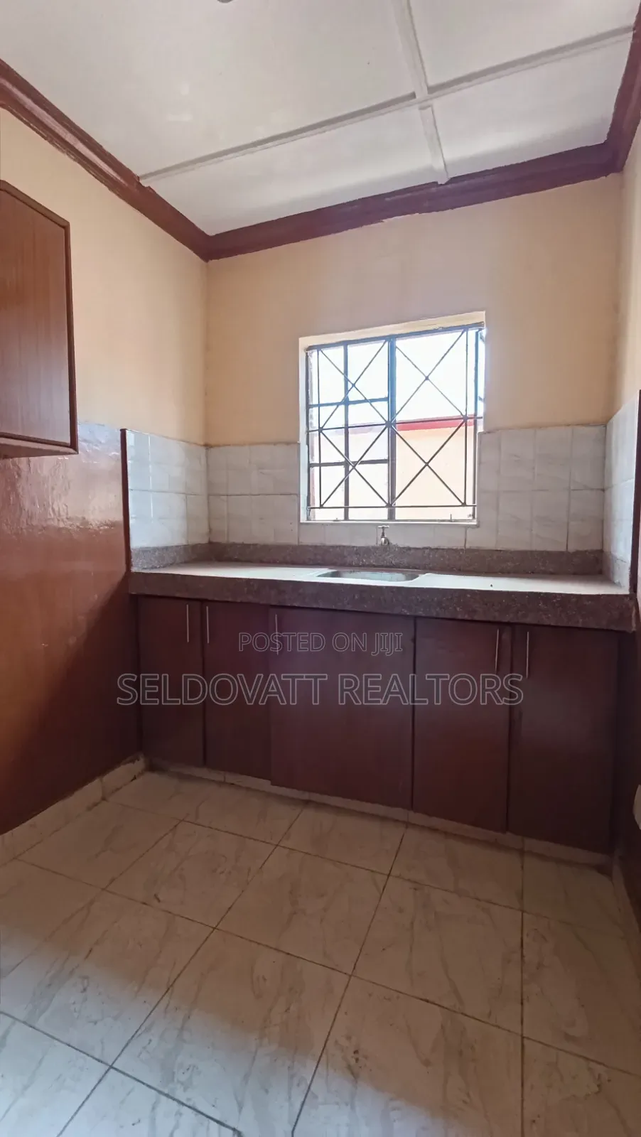 2bdrm Bungalow in 87 Kinoo for rent