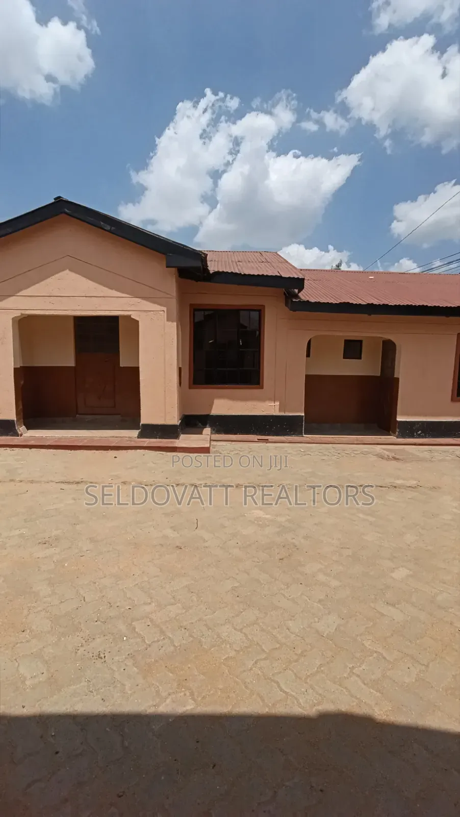 2bdrm Bungalow in 87 Kinoo for rent