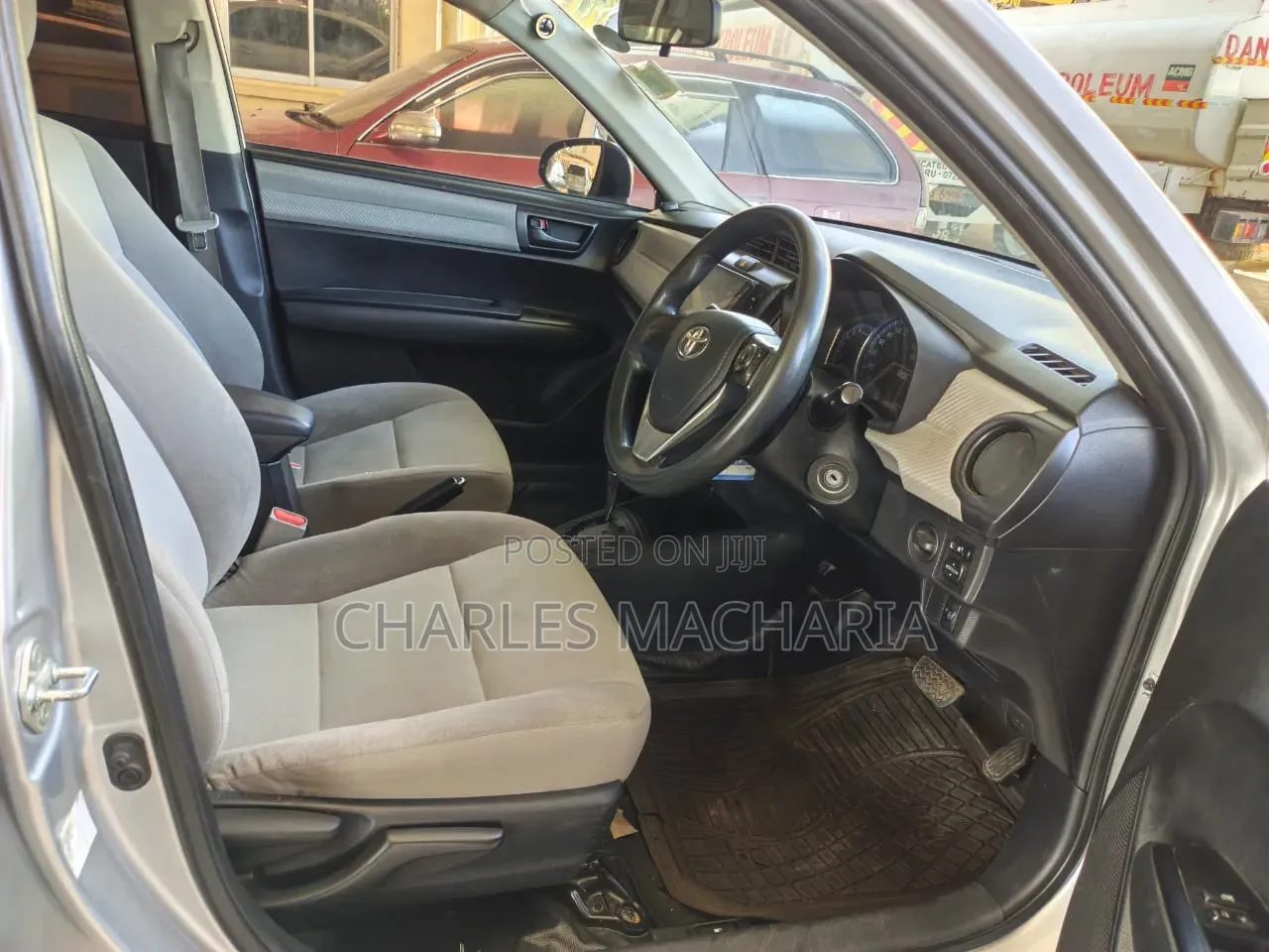 Toyota Axio 2017 Silver