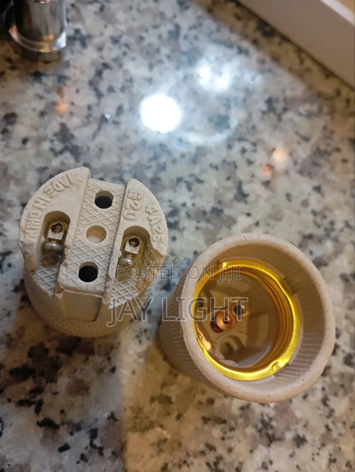 Ceramic E27 Lamp Holder