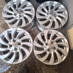 Toyota Fielder ,Axio Size 15inch Rims