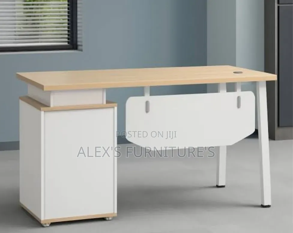 Half Metallic Office Desk