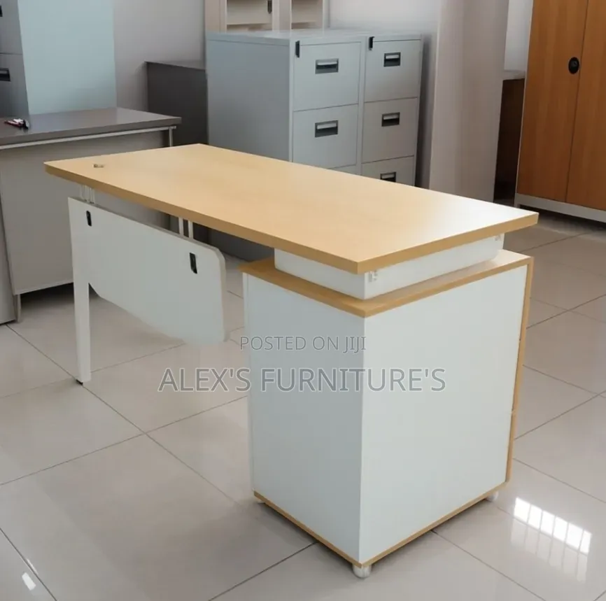 Half Metallic Office Desk