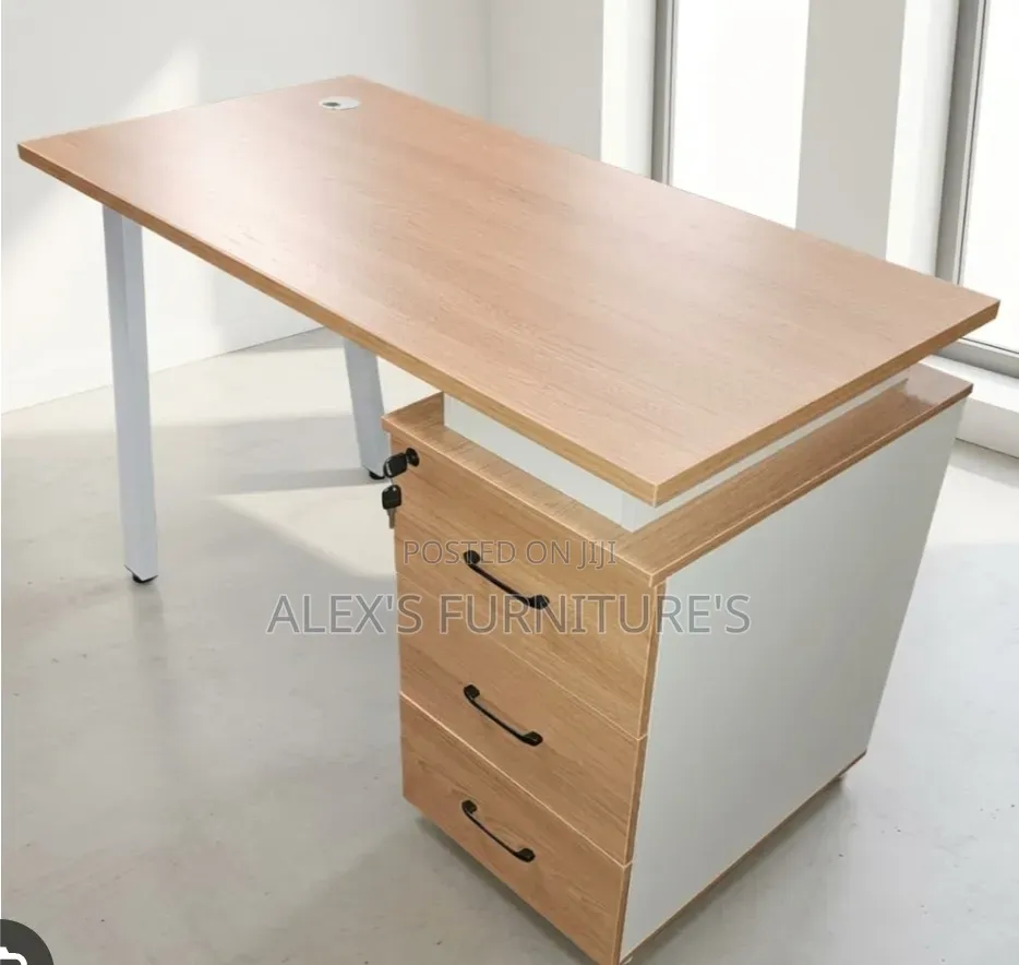 Half Metallic Office Desk