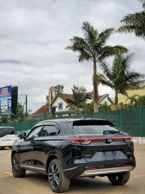 Honda Vezel 2021 Black