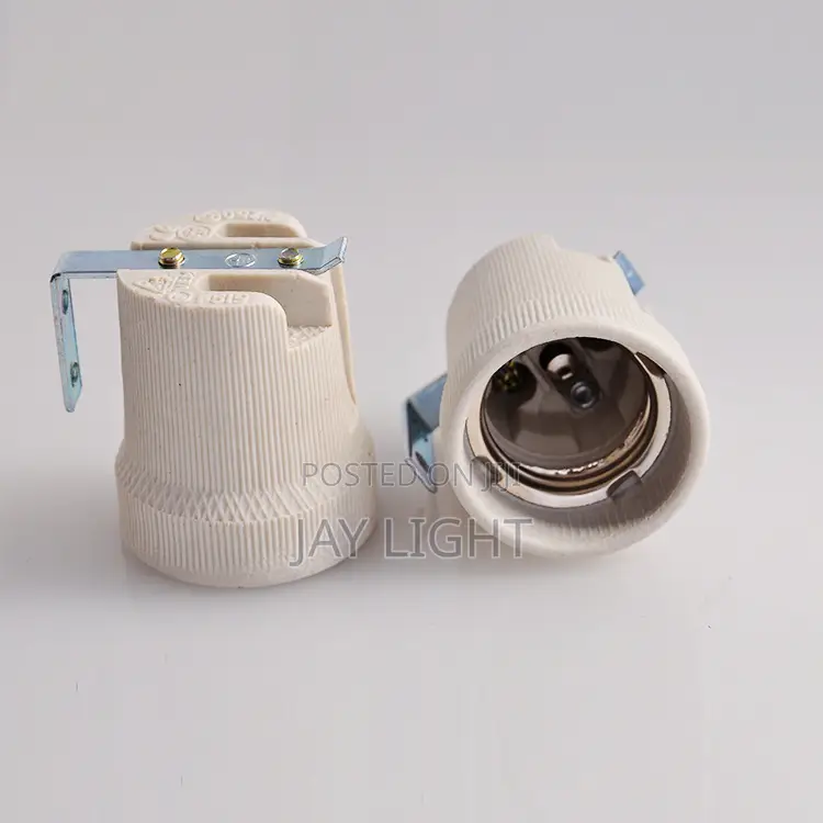 Ndoor/Outdoor Use AC 220V E27 Screw Style Porcelain Bulb Holder
