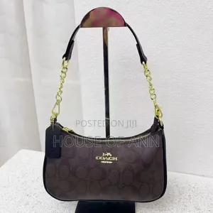 Classy Ladies Shoulder Handbag Coach