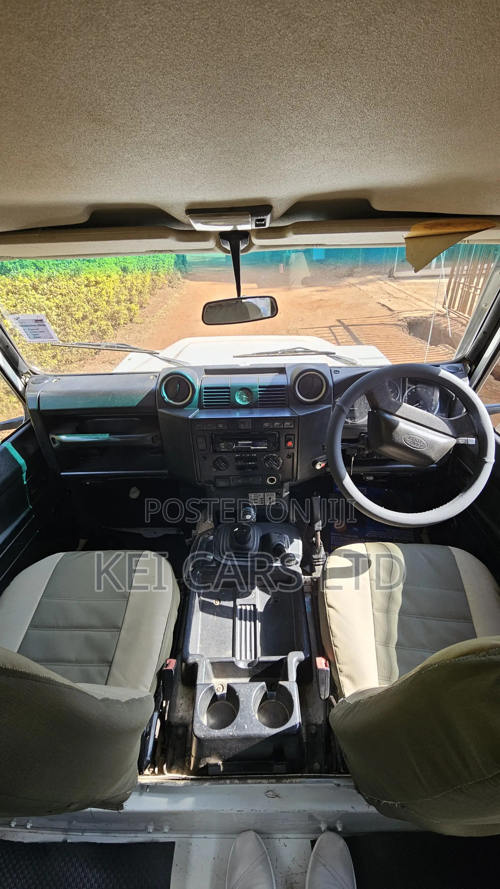 Land Rover Defender Puma 110 2.4 TD 2011 White