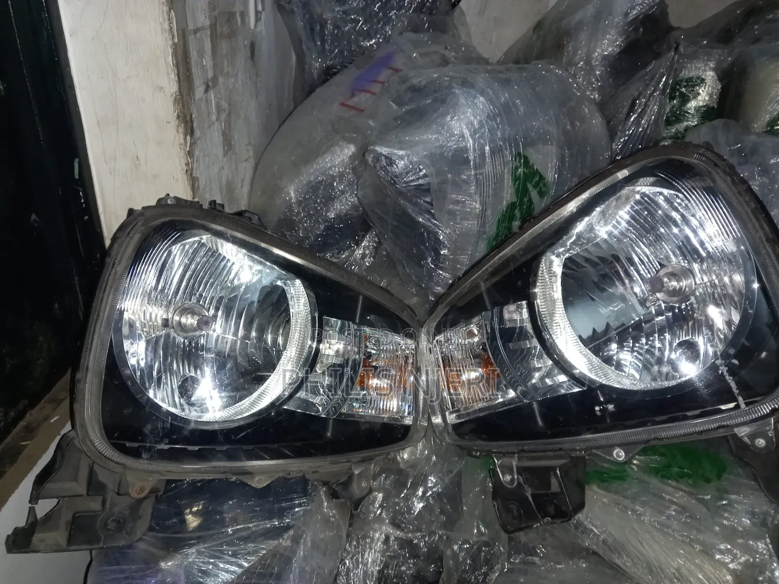 Suzuki Alto Headlight