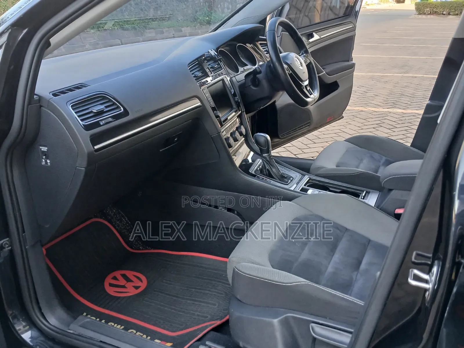 Volkswagen Golf 2016 Black