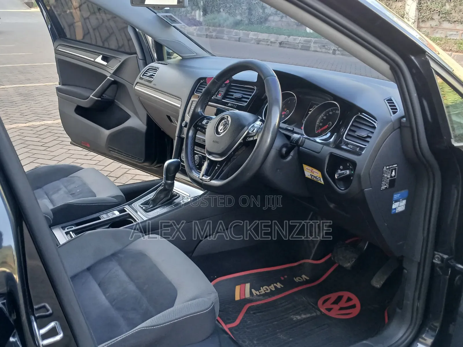 Volkswagen Golf 2016 Black