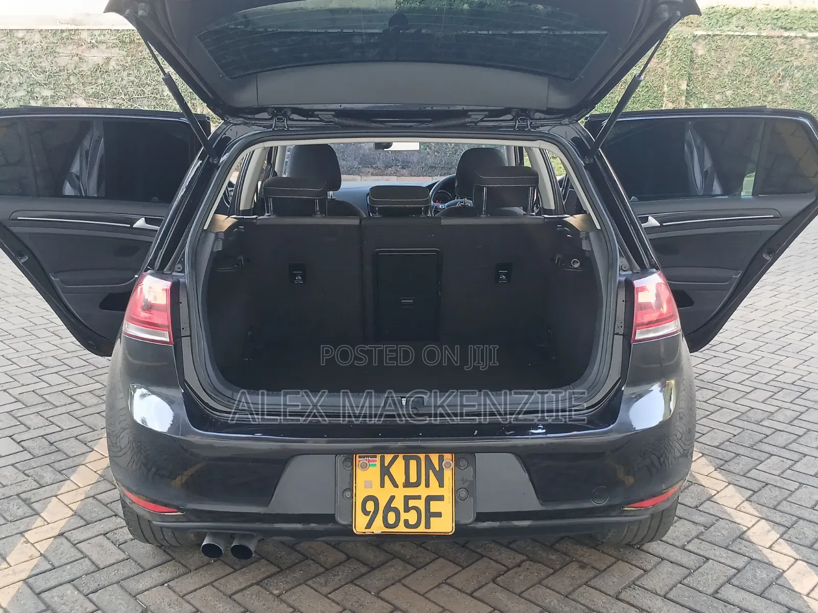 Volkswagen Golf 2016 Black