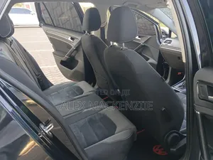 Volkswagen Golf 2016 Black