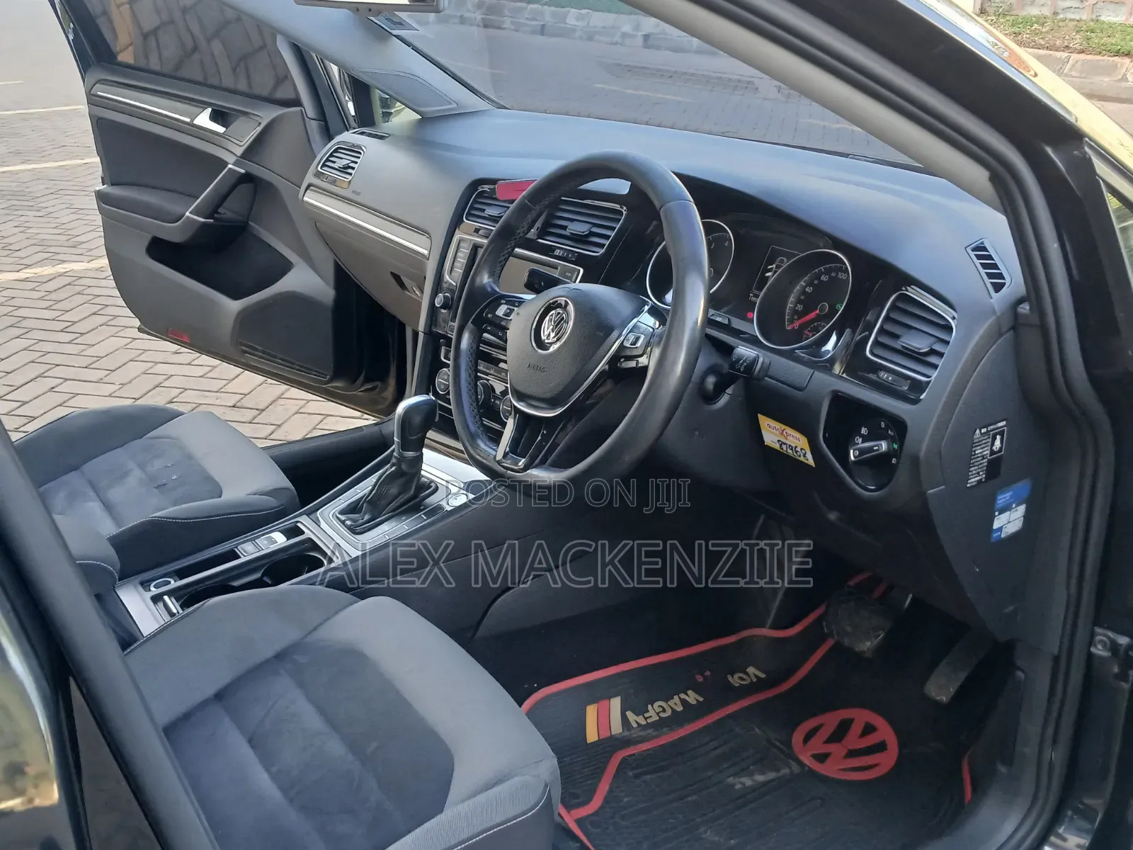 Volkswagen Golf 2016 Black