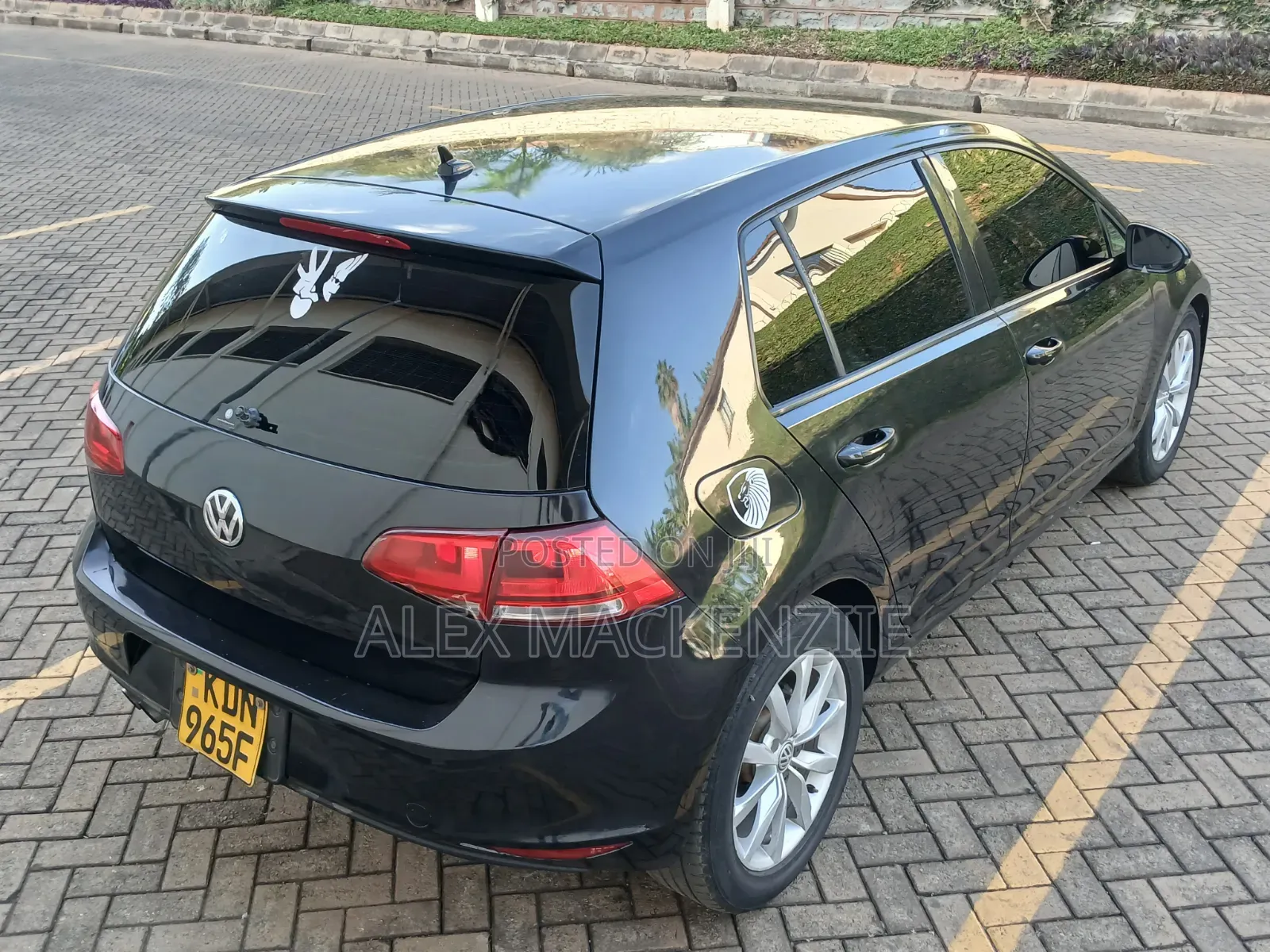 Volkswagen Golf 2016 Black