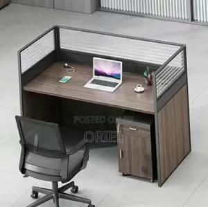1-Way Office Workstation : Staff Working Desk