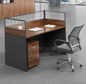 1-Way Office Workstation : Staff Working Desk