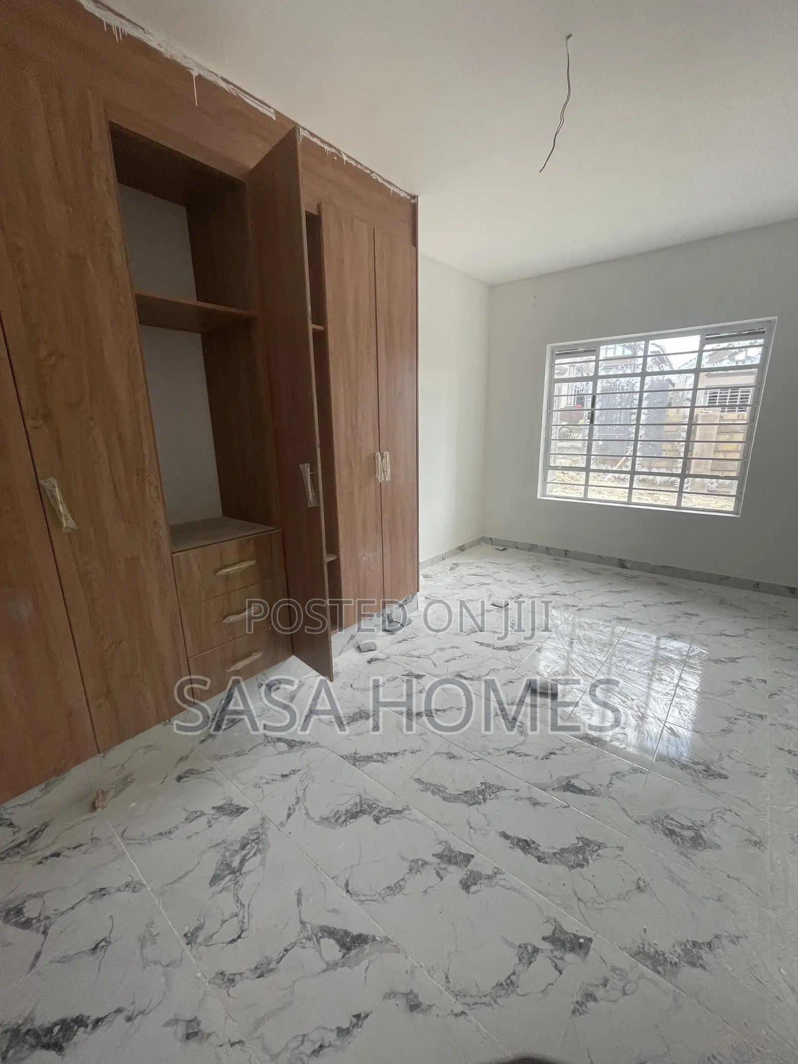3bdrm Bungalow in Sasa Homes, Oluulua for sale