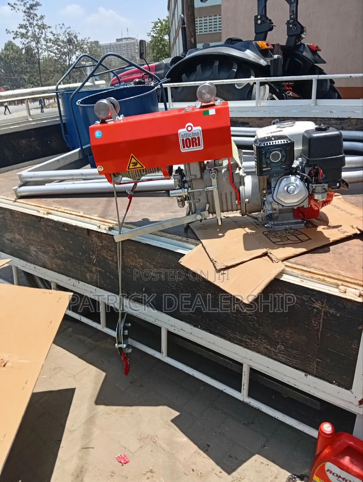 Lori Concrete Hoist(1 Tonne)