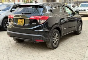 Honda Vezel 1.5 4WD 2018 Black
