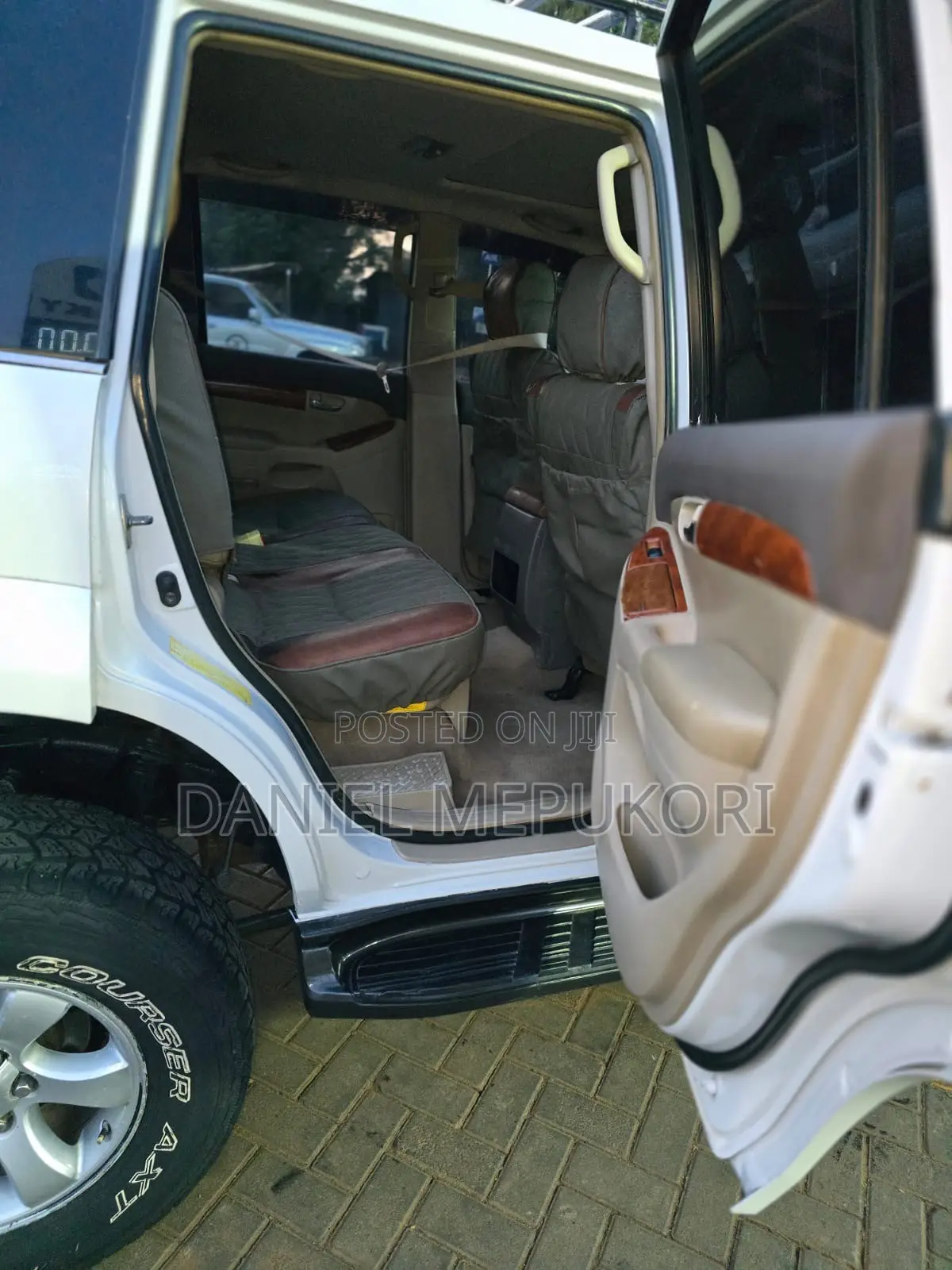 Toyota Land Cruiser Prado 2004 White