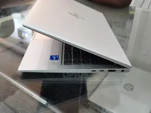 Laptop HP EliteBook 830 G9 16GB Intel Core i5 SSD 256GB